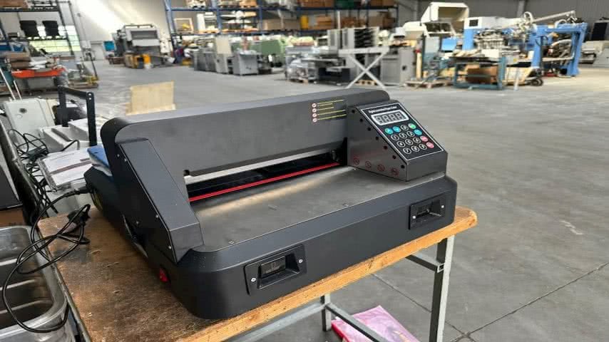 Pandway, E3304 cutting machine
